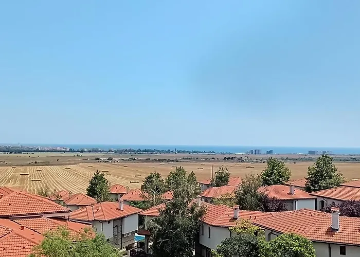 Vineyard 2-room Daire