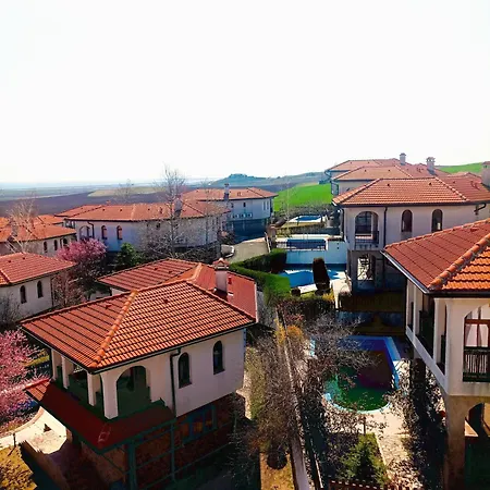 Vineyard 2-room