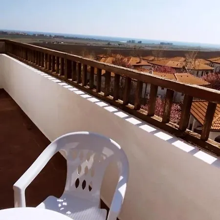 Vineyard 2-room شقة *